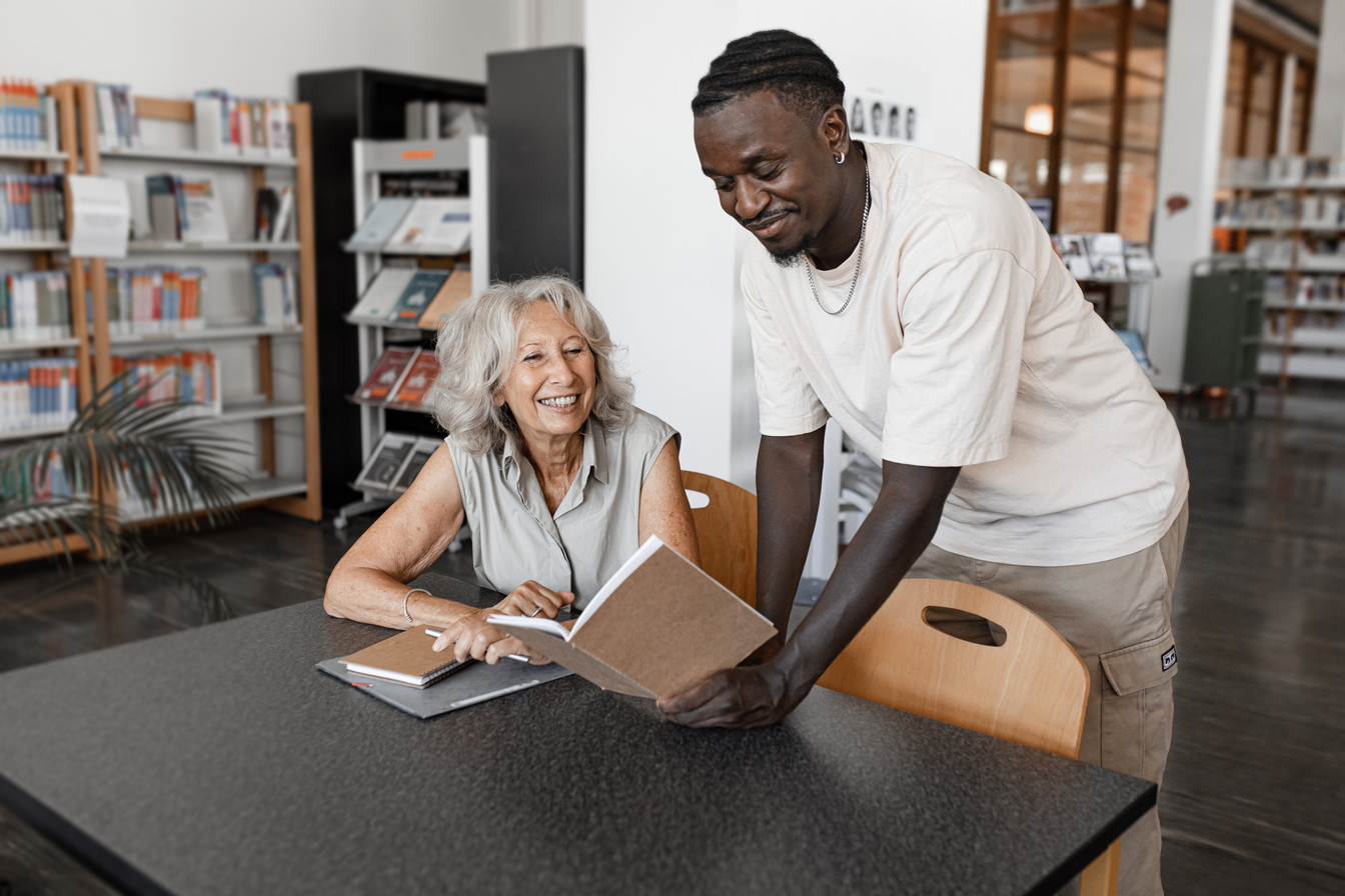 Tutor helping with reading
